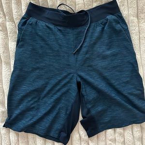 Lululemon Linerless shorts 7”